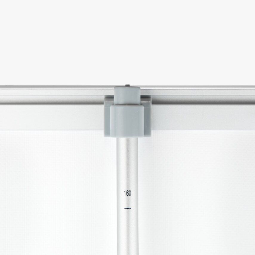 Deluxe roll-up banner