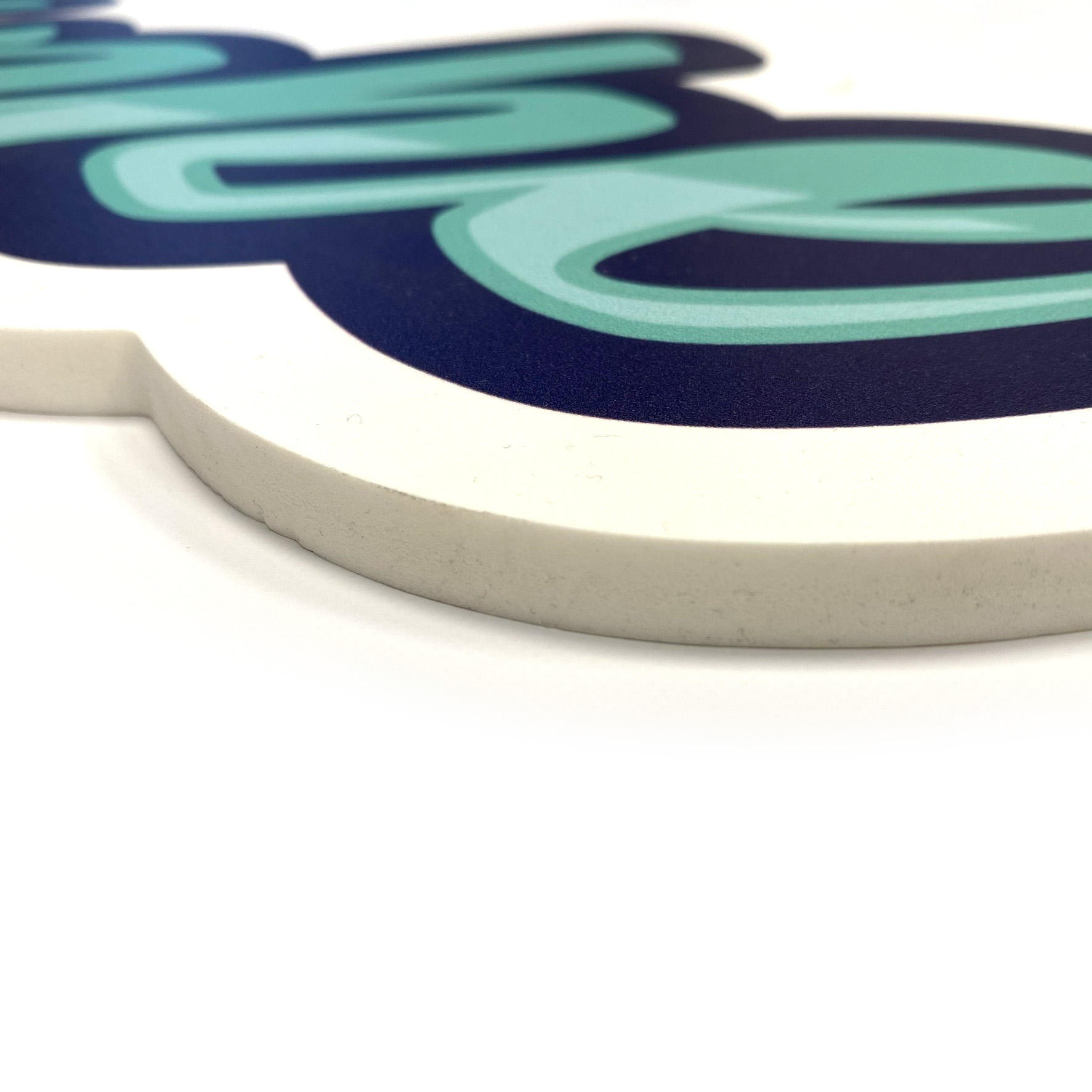 Leichtes Material und einfache Montage Leichtes Material und einfache Montage