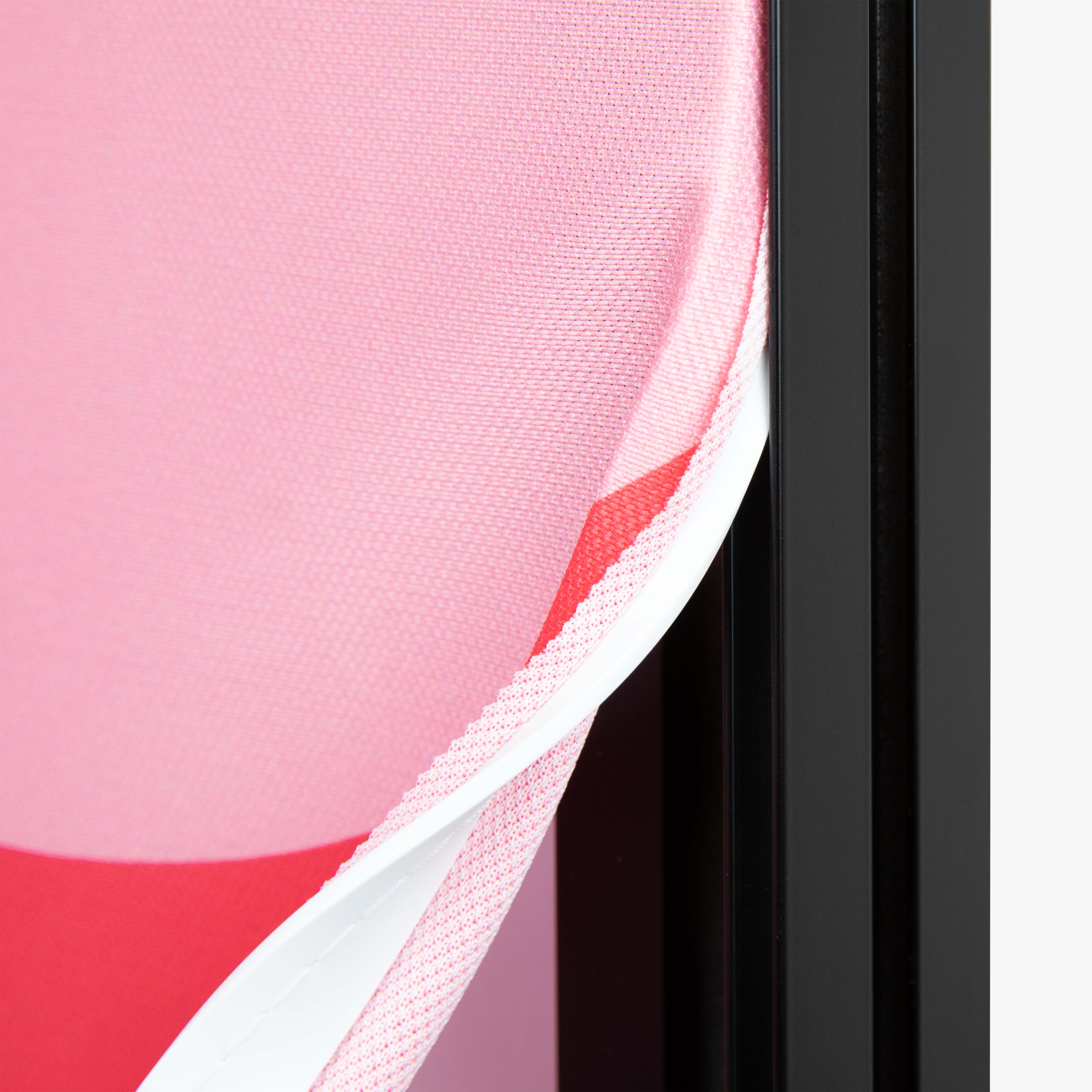 Freistehender Textilrahmen