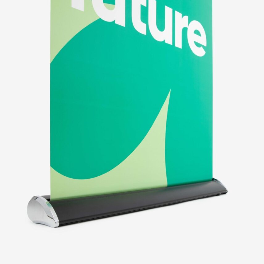 Deluxe roll-up banner