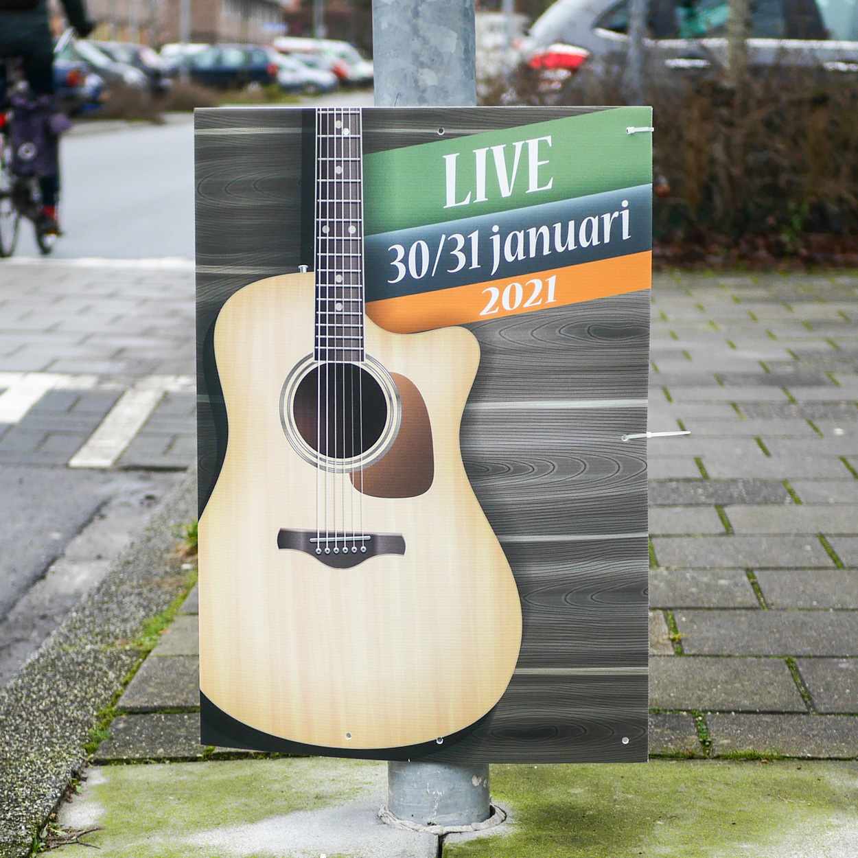 Laternenmast Schild