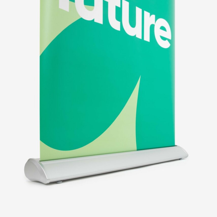 Deluxe roll-up banner