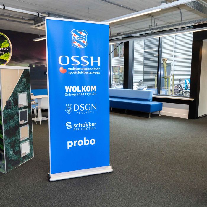 Doppelseitiges Roll-Up Banner